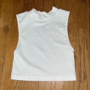 Turtle neck tank top